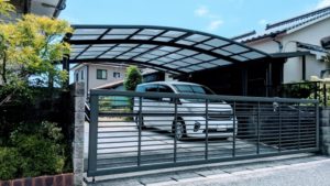外構における駐車場のメリット・デザイン・塗装方法をタイプ別に紹介